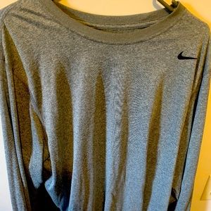 Men’s long sleeve Nike shirt